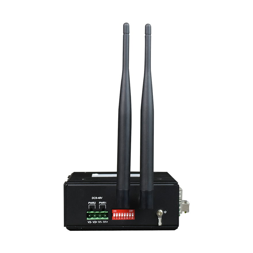 نسخة احتياطية من الألياف الضوئية WiFi من النوع 4 100M بصري + 4 منافذ إيثرنت 100M إلى مفتاح سكة حديد صناعي بصري جيجابت أحادي الاتجاه