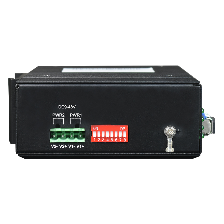 Switch industriale gestito Din-Rail 4 porte 10/100M Ethernet + 2 porte Gigabit SFP + 4 porte dati seriali